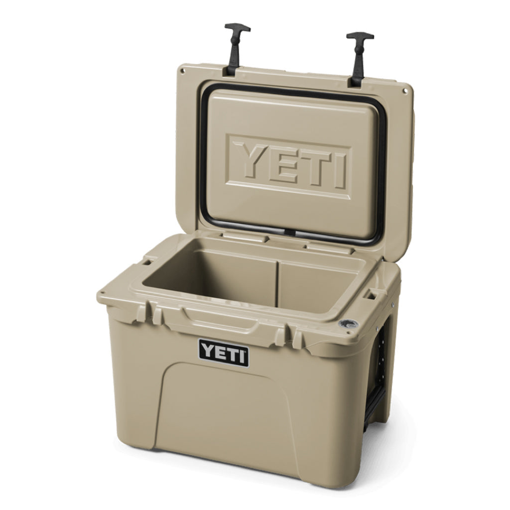 Tundra® 35 Cool Box